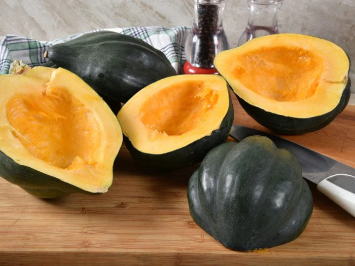 Table King Bush Acorn Squash - Image 3